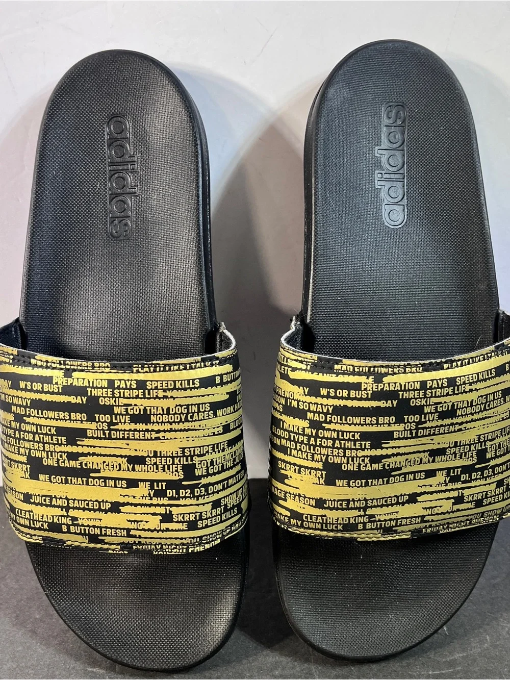 Black & Yellow Graphic Slide Sandals Three Stripe Life Adidas Men’s 8